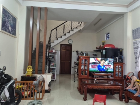 BÁN GÂP NHÀ KIỆT 3 TẦNG 3 MÊ CÁCH ĐƯỜNG NGUYỄN PHƯỚC NGUYÊN 10M