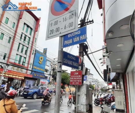 Phòng trọ Phạm Văn Hai, quận Tân Bình, giá 1,8 triệu.