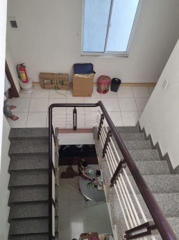 BÁN GÂP NHÀ KIỆT 3 TẦNG 3 MÊ CÁCH ĐƯỜNG NGUYỄN PHƯỚC NGUYÊN 10M