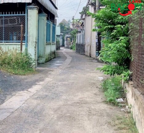 Bán đất 2MT 72m2 shr thổ cư gần chợ Tân Tiến Phường Tân Phong Biên hoà