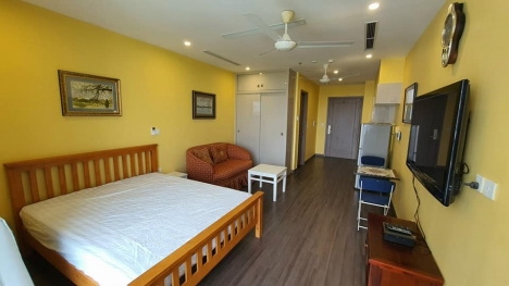 Cho thuê căn hộ Vinhomes Symphony studio  full đồ thiết kế giá 7.5 triệu/tháng.