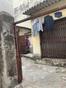 BÁN ĐẤT PHỐ CHU HUY MÂN- 72,7M- MT 6,5M- NGÕ RỘNG - 15M RA Ô TÔ TRÁNH - GIÁ 4,2 TỶ - LH