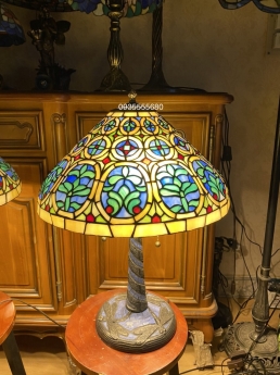 Giao lưu đôi đèn âu cổ