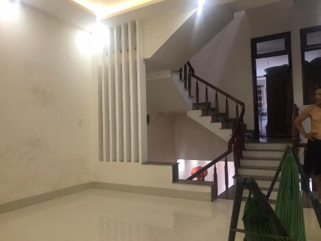 DIỆN TÍCH RỘNG - GẦN BẾN XE - QUẬN CẨM LỆ
