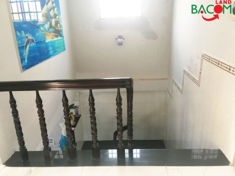 bán nhà d2d võ thị sáu giá ngộp