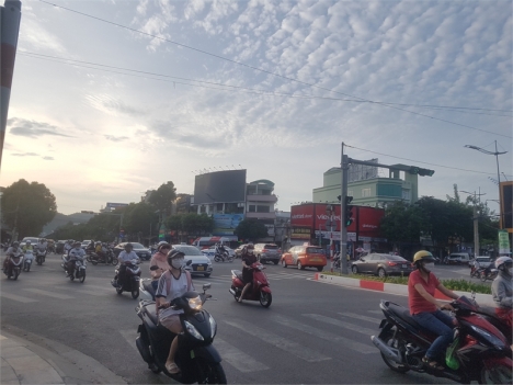 Cho thuê mặt bằng 300m2 ngã 5 Lê Hồng Phong, Vũng Tàu
