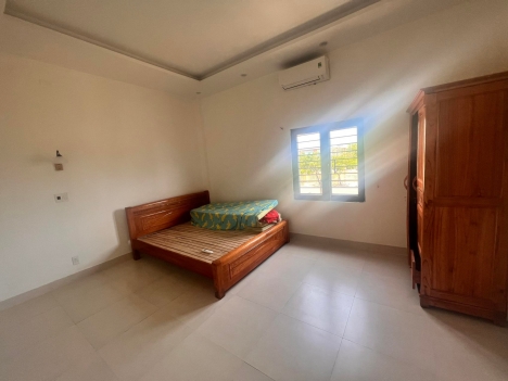 Cho thuê nhà gần biển Tân Trà Đà Nẵng rộng đẹp