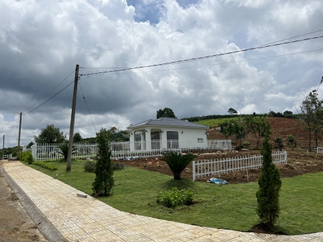 Đất thổ cư ngay khu dân cư đông đúc giá chỉ 6 triệu/m2 .