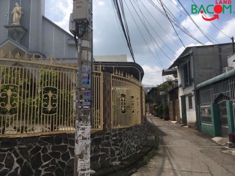 Rẻ ngộp Chỉ 3 tỷ thương lượng 
BÁN NHÀ 1T 1 L SHR THỔ CƯ , ĐƯỜNG Ô TÔ, TAM HIỆP, BIÊN HOÀ CHỈ 3 TỶ