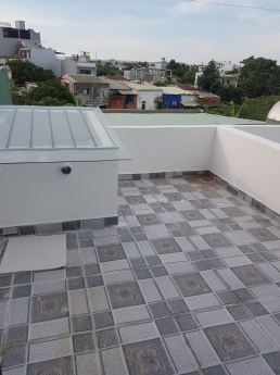 Nhà mới 3 tầng kiệt ô tô Bàu Năng 11 giá hơn 3 tỷ.
