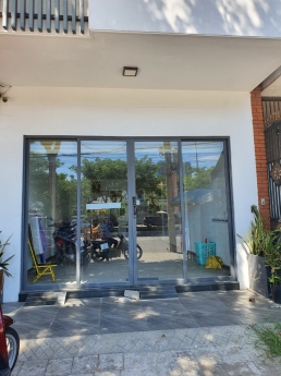 Cho thuê tòa căn hộ 3 tầng. có 5 phòng đang cho thuê. 22tr