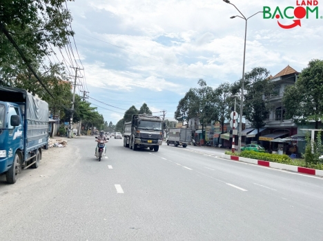 Bán nhà Mái Thái xây ở đẹp, đường bê tông xe hơi, 100m2, SHR, thổ cư, p Hoá An, Biên Hoà