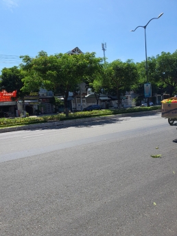 Cho thuê tòa căn hộ 3 tầng. có 5 phòng đang cho thuê. 22tr