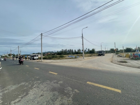 Bán nhanh đất ven biển Phú Yên , gần khu CN Hòa Hiệp 1.000ha.