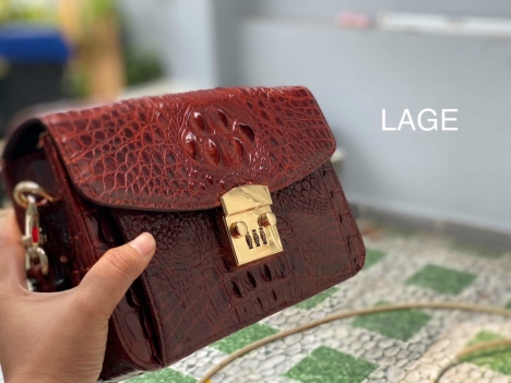 Tìm Bạn Khởi Nghiệp Cùng Xưởng Ví Uy Tín Tại TPHCM