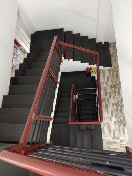 CHỦ GẤP RẤT GẤP BÁN! LÔ GỐC MẶT TIỀN ĐƯỜNG NGUYỄN NHÀN ĐANG KINH DOANH NHÀ NGHỈ THU NHẬP ĐỀU ĐẶN