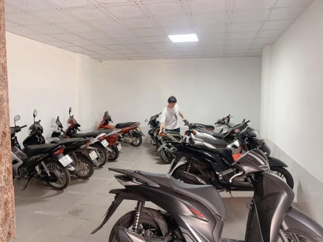 Bán toà căn hộ dịch vụ 105m 6 tầng Doanh thu 11% tại Phú Diễn, Nam Từ Liêm.
