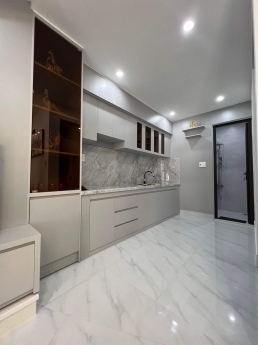 CẦN BÁN GẤP NHÀ 2 TẦNG MỚI ĐẸP KIỆT Ô TÔ TRẦN CAO VÂN GẦN BIỂN