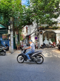 Nhà bán Mặt tiền đường 5,5 , 2 tầng mới . 3 Tỷ nhỏ.