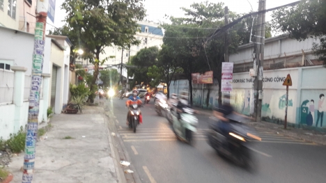 Bán đất MT đường Phạm Hồng Thái, p. Hiệp Phú dt 4 x15 sổ hồng giá 6,5 tỷ