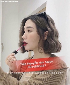 Tóc ngắn xoăn hippie, dễ dàng thay đổi style cho nàng tóc mỏng. - Tiệp Nguyễn Academy.