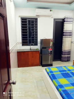 Cho thuê phòng Full nội thất có ban công hẻm 132 Mã Lò