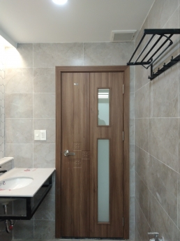 Cửa nhựa ABS Hàn Quốc/giá cửa/cửa nhựa cao cấp