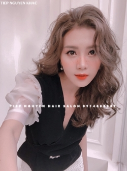 Tóc uốn layer ngang vai dịu dàng - Tiệp Nguyễn Academy