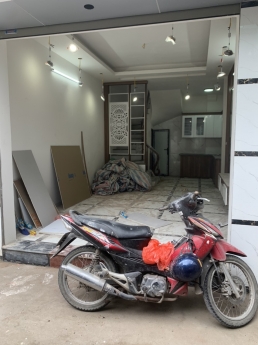 BÁN GẤP NHÀ THẠCH BÀN _ Ô TÔ VÀO NHÀ - 34,2M - MT 3,6M - 5 TẦNG - 3,9 TỶ -