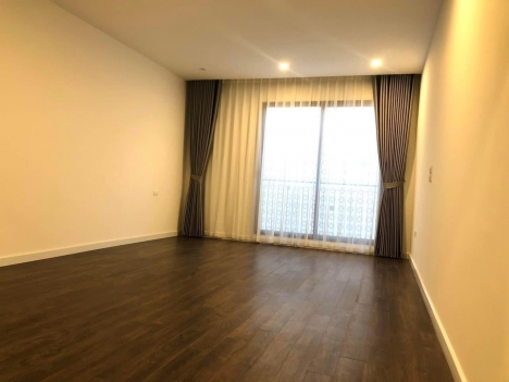 BÁN GẤP NHÀ THẠCH BÀN _ Ô TÔ VÀO NHÀ - 34,2M - MT 3,6M - 5 TẦNG - 3,9 TỶ -