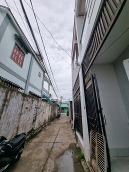 NHÀ LẦU RỘNG RÃI LỘ Ô TÔ HẺM 583 Đường 30/4, P HƯNG LỢI