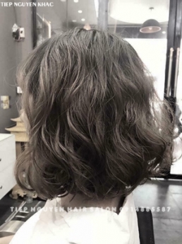 11 kiểu tóc uốn layer khiến chàng phải đốn tim vì nàng. - Tiệp Nguyễn Academy.