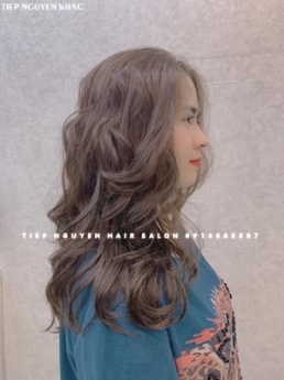 Tóc uốn layer nhẹ tóc mái bay cho nàng nữ tính - Tiệp Nguyễn Academy