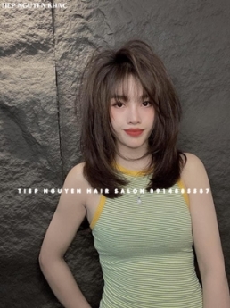 Tóc uốn layer kiểu dáng nhẹ nhàng nàng thơ - Tiệp Nguyễn Academy