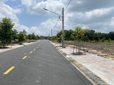 Bán lô đất thổ cư 80m2 ngay trường học cấp 2, Bình Dương giá 1.05 tỷ