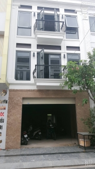 Còn có 13 căn nhà phố thương mại An Phát Residence tại đường Bùi Thị Xuân, Dĩ An, Bình Dương, giá