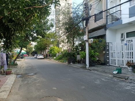 BÁN GẤP MT ĐINH TIÊN HOÀNG, 3 TẦNG NGANG 7,5M