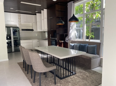 Lô gốc siêu đẹp, Biệt thự 2 mặt tiền trước sau Euro Village 1. LH: 0343.345.799