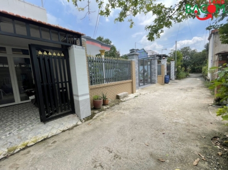 2TY450 Bán nhà Cấp 4 đẹp trung tâm tp, Phường Hóa An