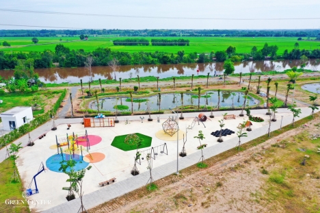 bán Biệt thự liền kề sân Golf Long An, cạnh Vinhomes 900ha dtich 84m2 giá chỉ 3ty7 tlcc.