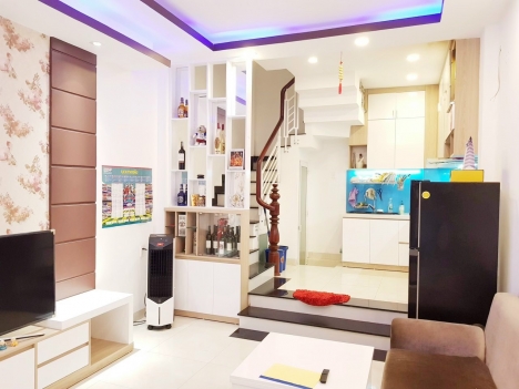Bán nhà 3 tầng đường Hùng Vương 6 tỷ 500.