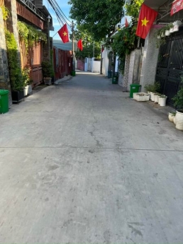 BÁN ĐẤT TẶNG NHÀ CẤP 4 KP1 , 154M2 , SHR THỔ CƯ , CẠNH CHỜ NHỎ TÂN HIỆP, CÁCH NGUYỄN ÁI QUỐC 500M,