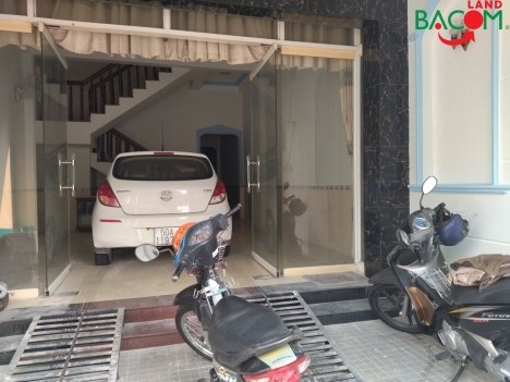 Bán Nhà 1T1L mặt tiền Kinh Doanh Sát Đồng Khởi chỉ 5.5 tỷ