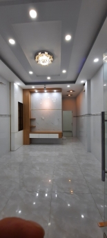 Bán gấp nhà đường 5 linh xuân thủ đức ,Lh : 0909428959.