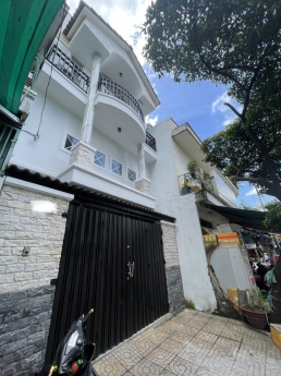 Chính chủ gấp bán nhà Mặt tiền Dương Văn Dương, Q. Tân Phú. 3 tầng, chỉ 6.4 tỷ.