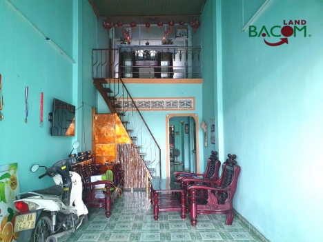 Bán nhà MT kinh doanh 115m2 SHR thổ cư đường ô tô (P. Long Bình) chỉ 3,2 tỉ