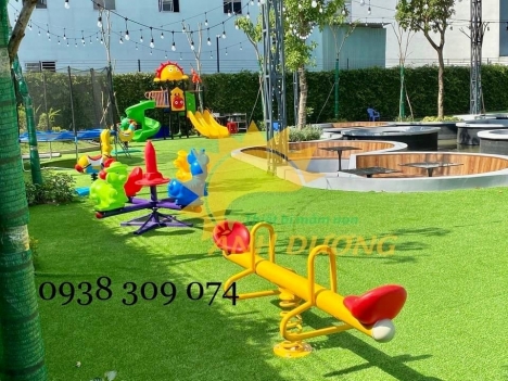 Mâm xoay, đu quay 4 ghế nhập khẩu dành cho bé