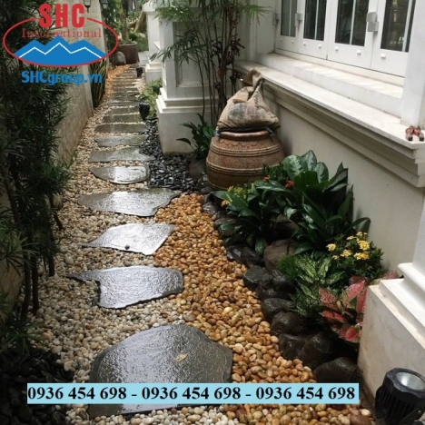 Sỏi vàng tự nhiên trang trí góc vườn