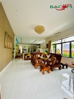 Bán biệt thự đẳng cấp thượng lưu 650m2 SHR thổ cư đường ô tô (P. Tân Tiến)