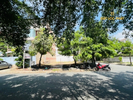 Chuyên bán đất nền KDC Tấn Trường Q7. DT 8x18.5m, 9x18m, 10x20m, 20x20m, GPXD trệt 3 lầu, Giá 15